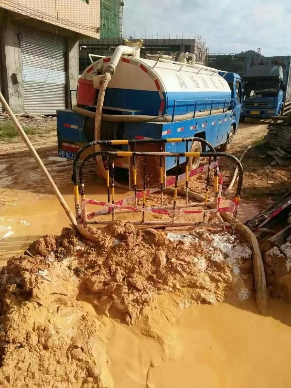 下冶镇工地淤泥清淤